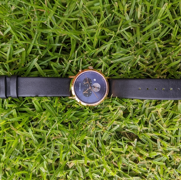 Bering blue and polished gold black leather watch - Picture 8 of 10